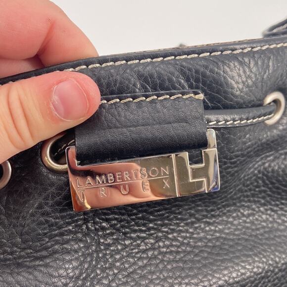 Lamberston Truex black leather drawstring shoulder bag - Picture 5 of 11